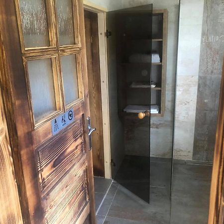 Apartamento Gazdovsky Dvor Peter Jurky Vasilov Exterior foto